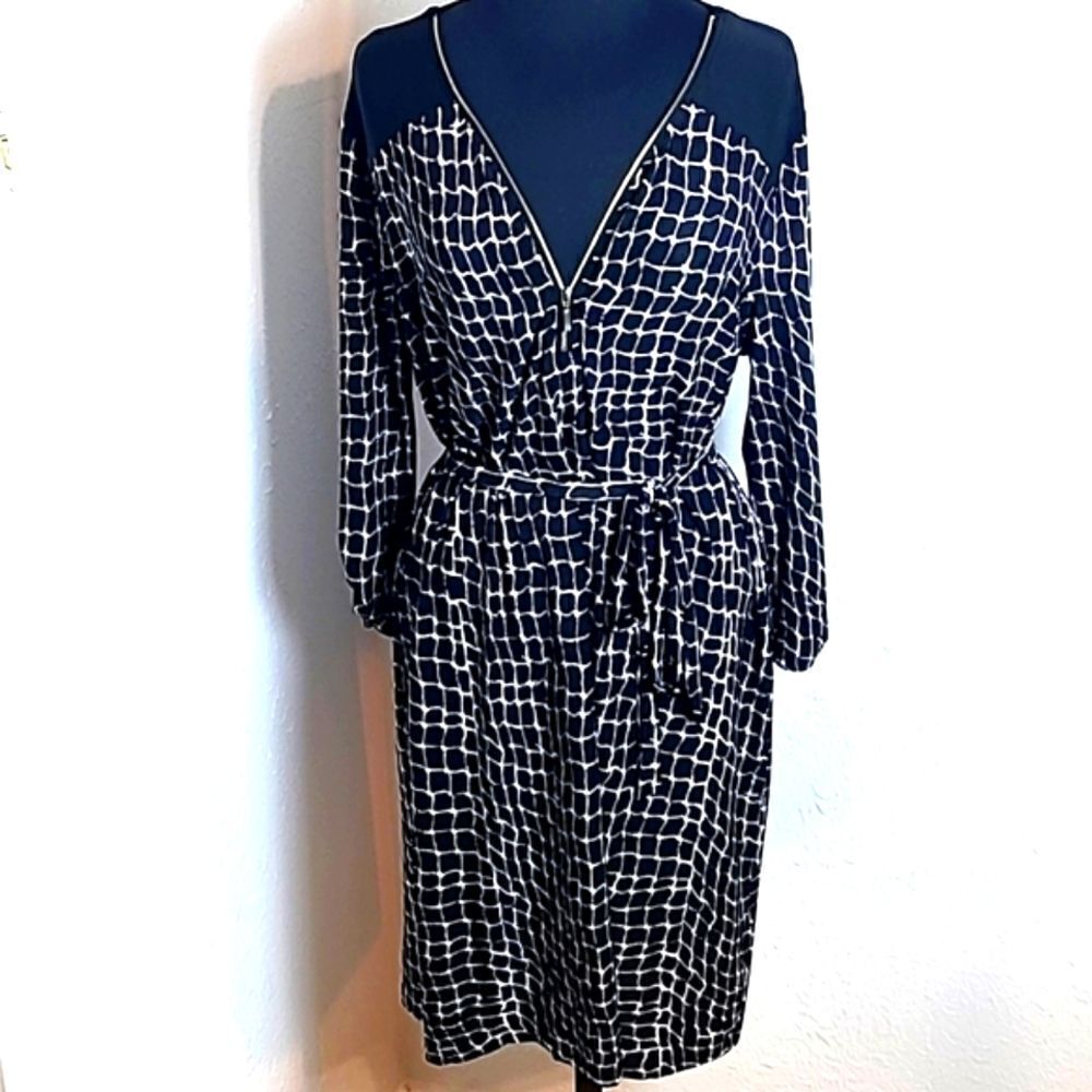 Mlle Gabrielle Black & White Print Dress with Zipper Neckline, Size XL